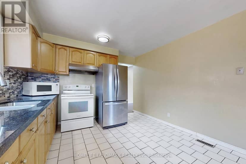 225 Pineway Boulevard — photo 11 of 31