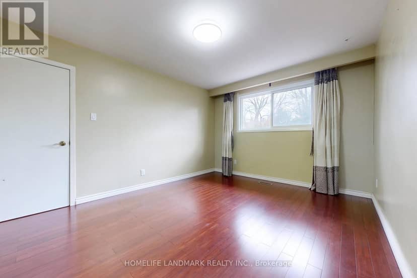 225 Pineway Boulevard — photo 12 of 31