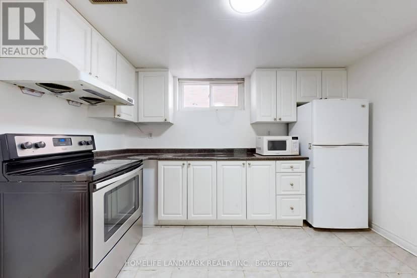 225 Pineway Boulevard — photo 24 of 31