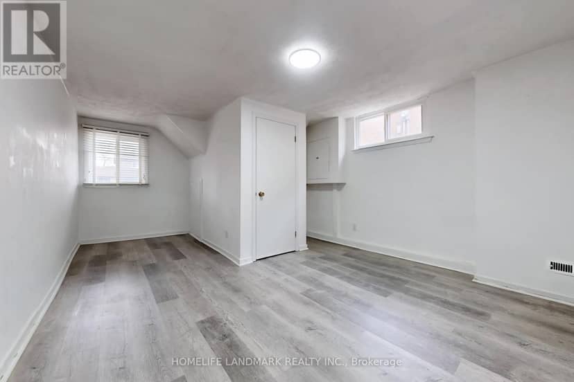 225 Pineway Boulevard — photo 25 of 31