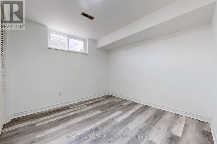 225 Pineway Boulevard — photo 28 of 31