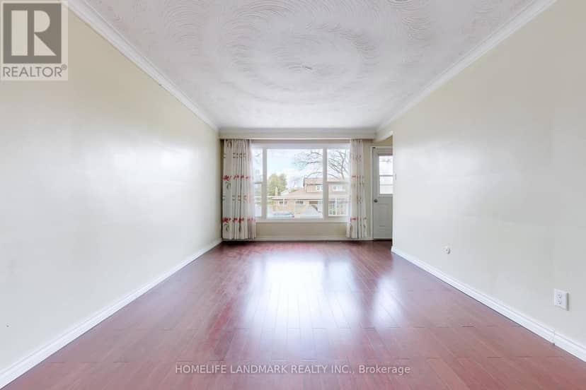 225 Pineway Boulevard — photo 5 of 31