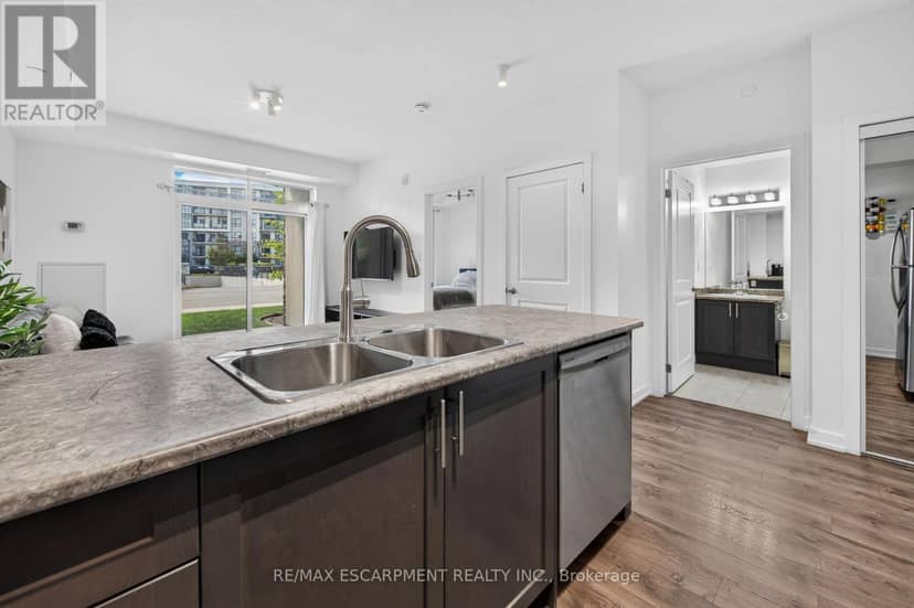 123 - 101 Shoreview Place — photo 12 of 40