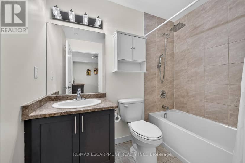 123 - 101 Shoreview Place — photo 26 of 40