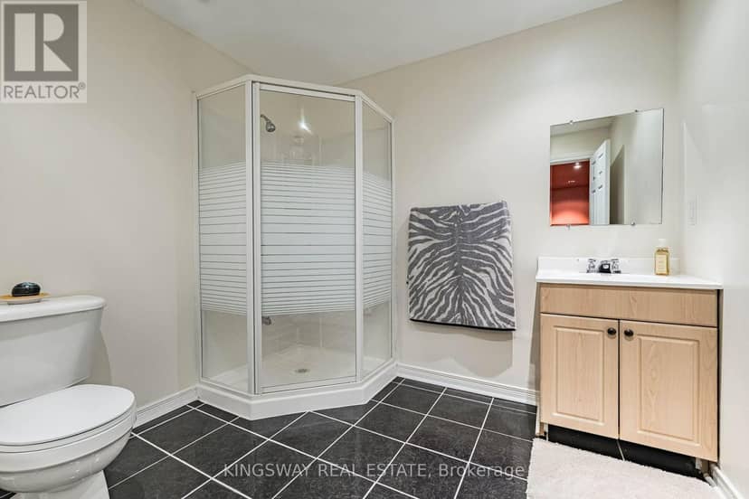3598 Fountain Park Avenue — photo 33 of 37