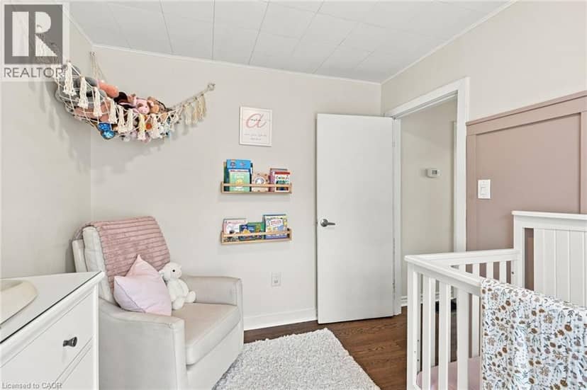 122 LIMERIDGE Road W — photo 24 of 40