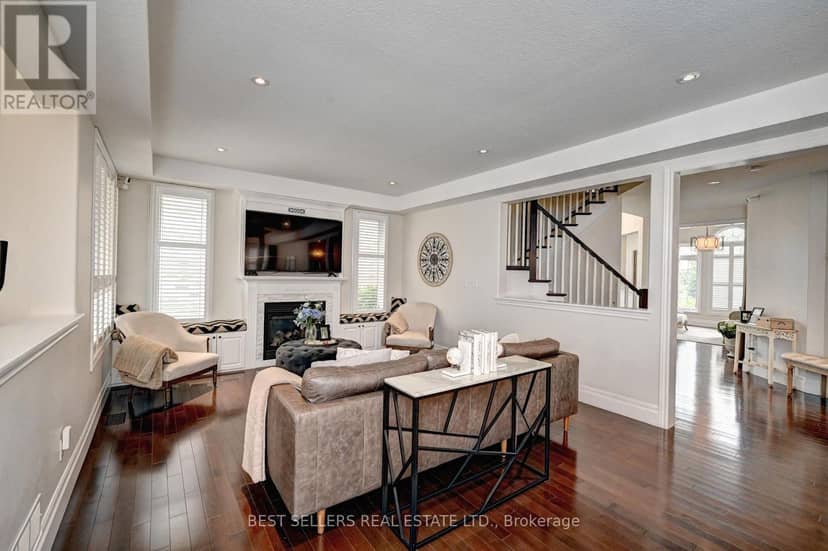 12 Popham Drive — photo 17 of 40
