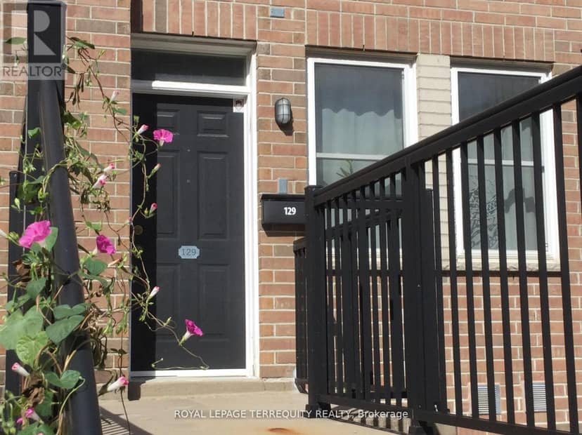 129 - 760 Lawrence Avenue W — photo 1 of 28