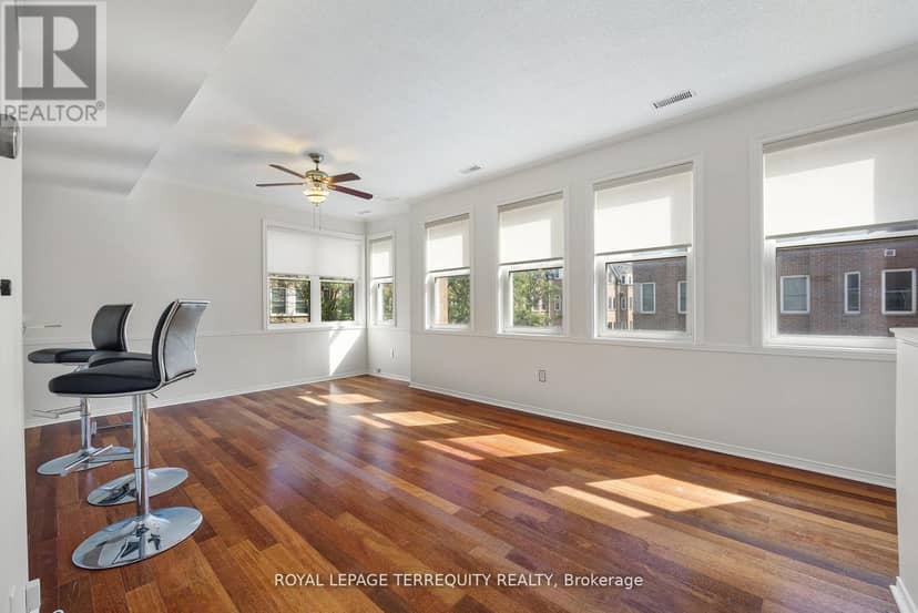 129 - 760 Lawrence Avenue W — photo 4 of 28
