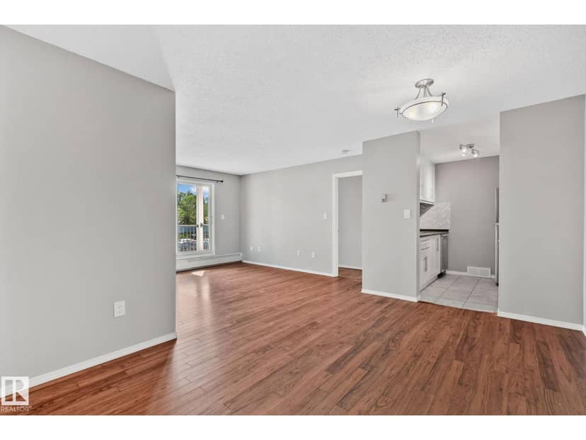 #210 2508 50 ST NW — photo 11 of 40