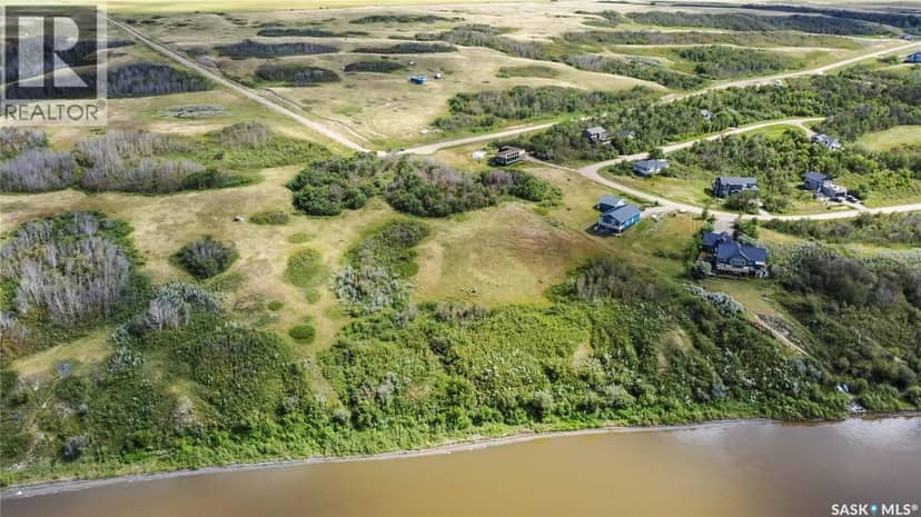 Friberg Riverfront — photo 12 of 18