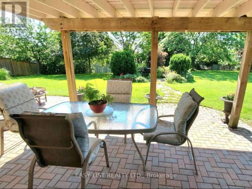 305 O'Connor Court — photo 33 of 35