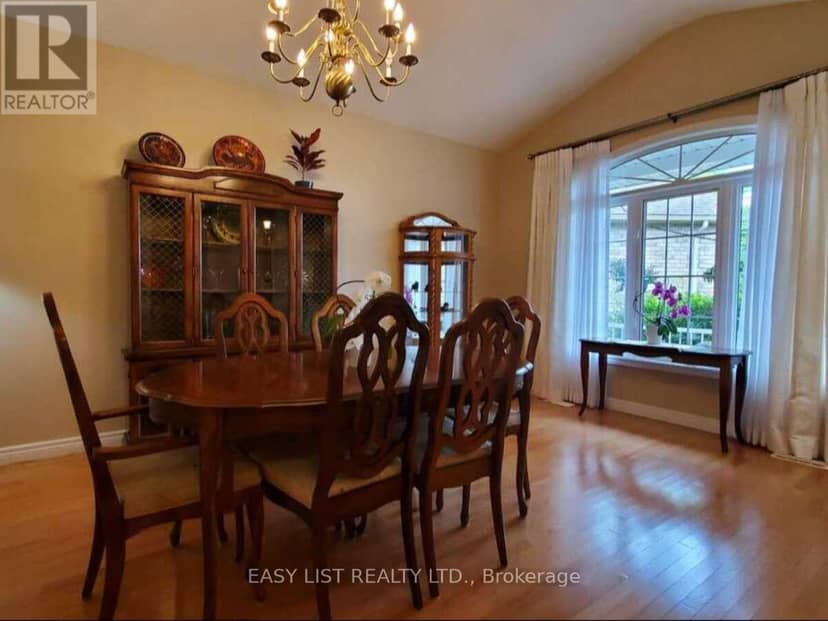 305 O'Connor Court — photo 9 of 35