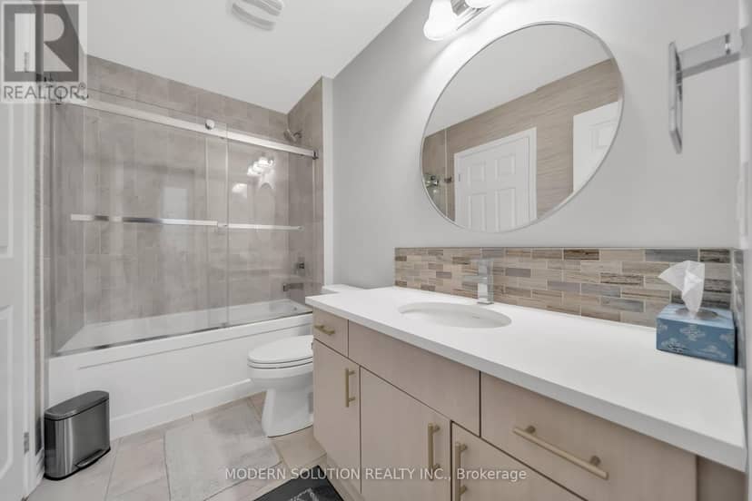 16 Stother Crescent — photo 15 of 40