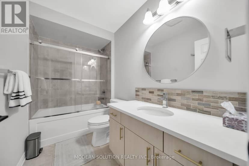 16 Stother Crescent — photo 36 of 40