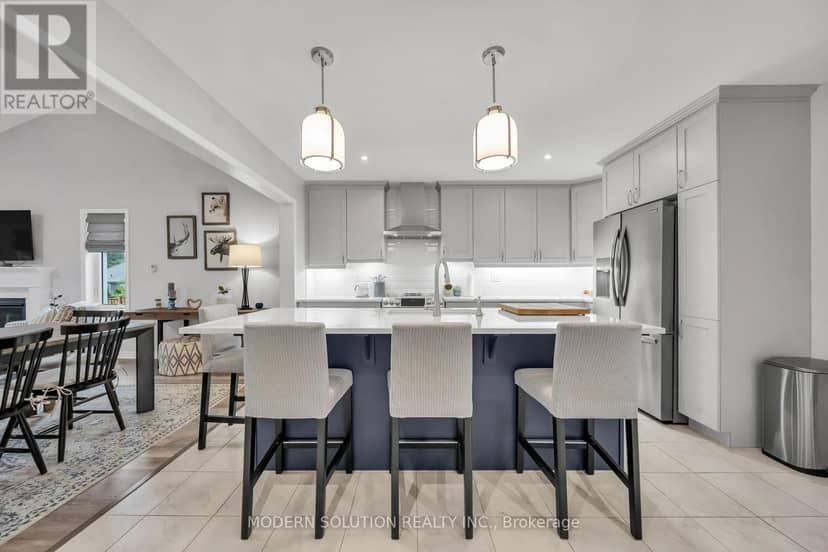 16 Stother Crescent — photo 9 of 40