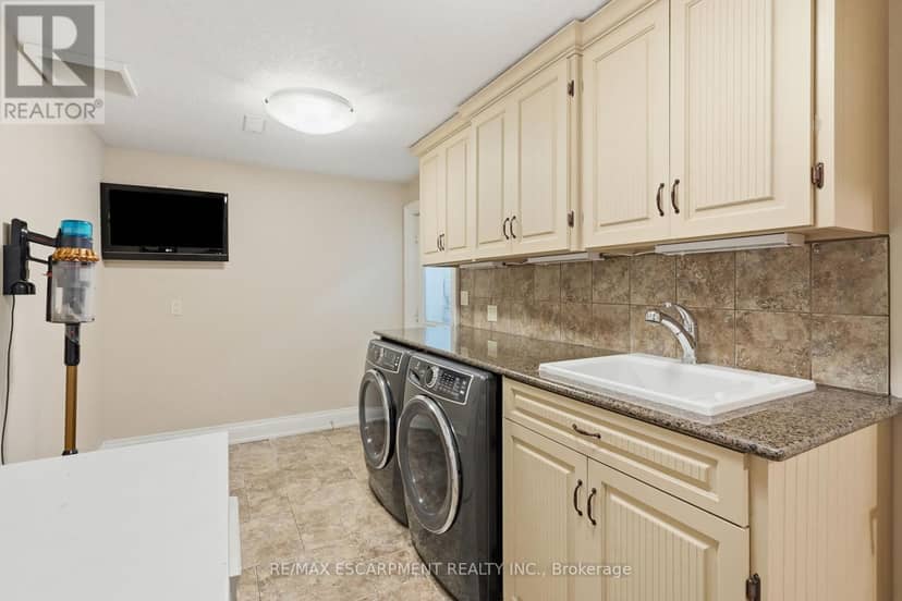 314 7th Concession Road E — photo 32 of 40