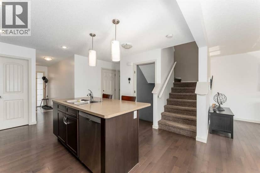 562 River Heights Crescent, Cochrane, photo 7