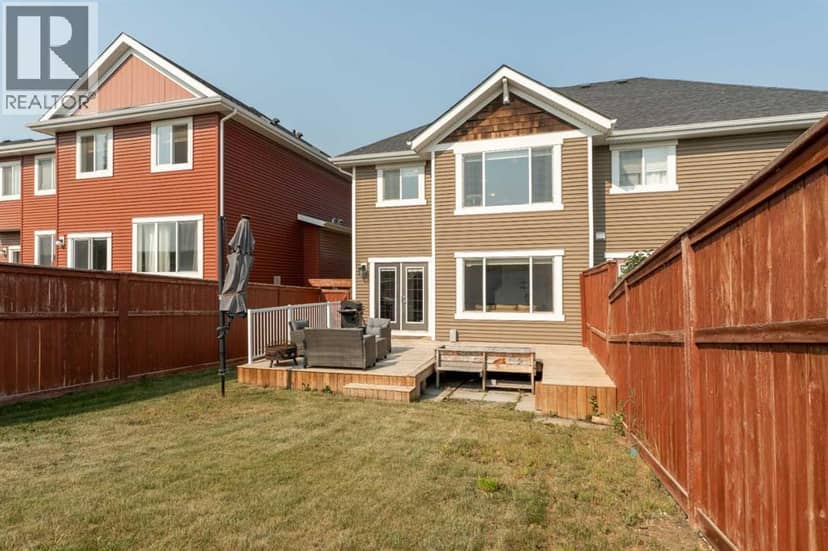 562 River Heights Crescent — photo 38 of 40