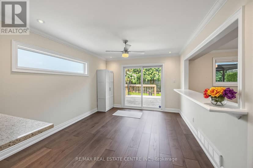 365 Lynn Place — photo 15 of 38