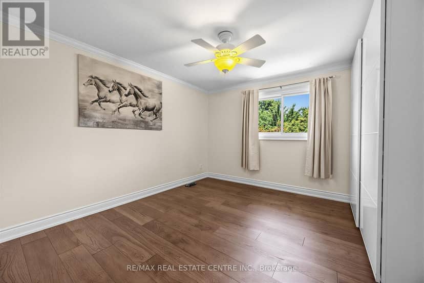 365 Lynn Place — photo 19 of 38