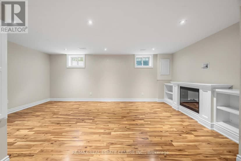 365 Lynn Place — photo 26 of 38