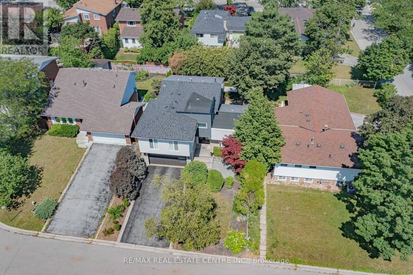 365 Lynn Place — photo 37 of 38