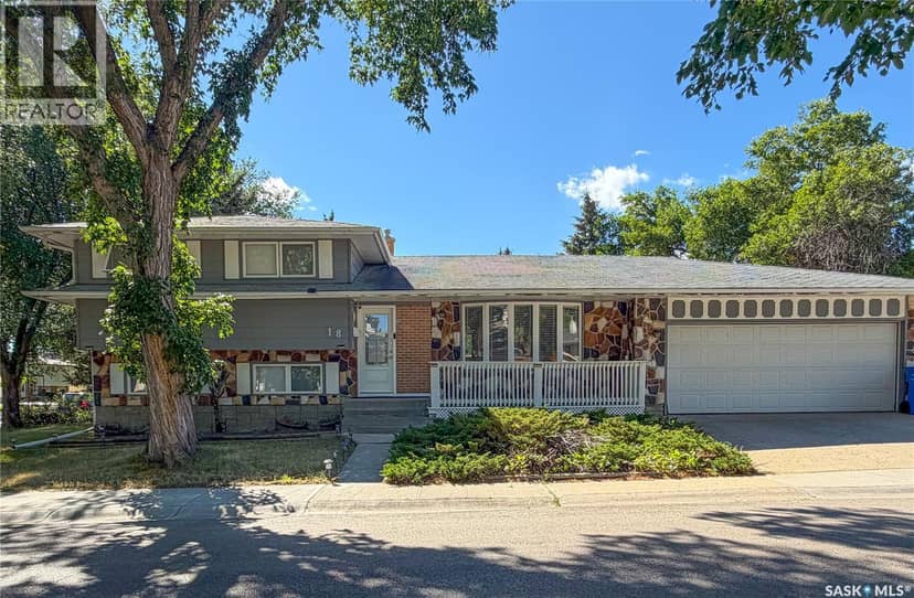 18 Kyle Street — photo 1 of 40