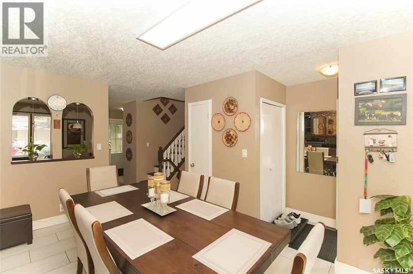 18 Kyle Street — photo 13 of 40
