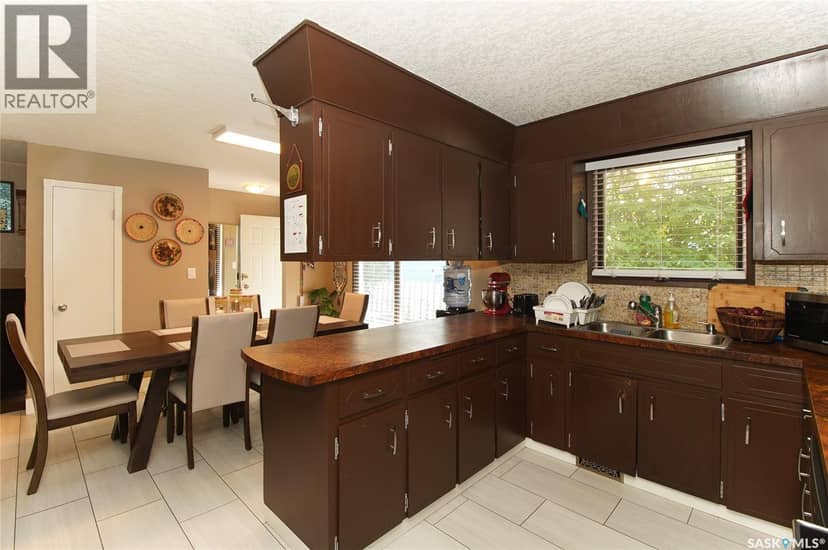 18 Kyle Street — photo 6 of 40