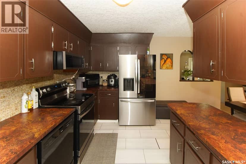 18 Kyle Street — photo 8 of 40