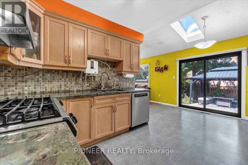 6452 Eastridge Road — photo 13 of 40