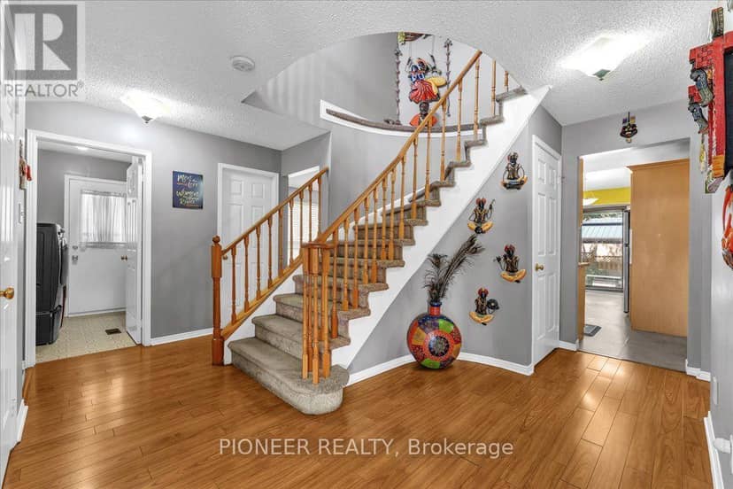 6452 Eastridge Road — photo 7 of 40