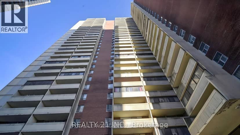 415 - 5 Massey Square, Toronto