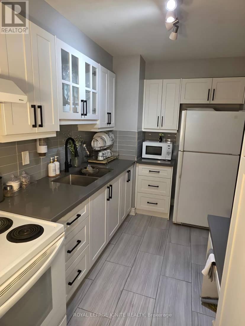 415 - 5 Massey Square, Toronto, photo 7