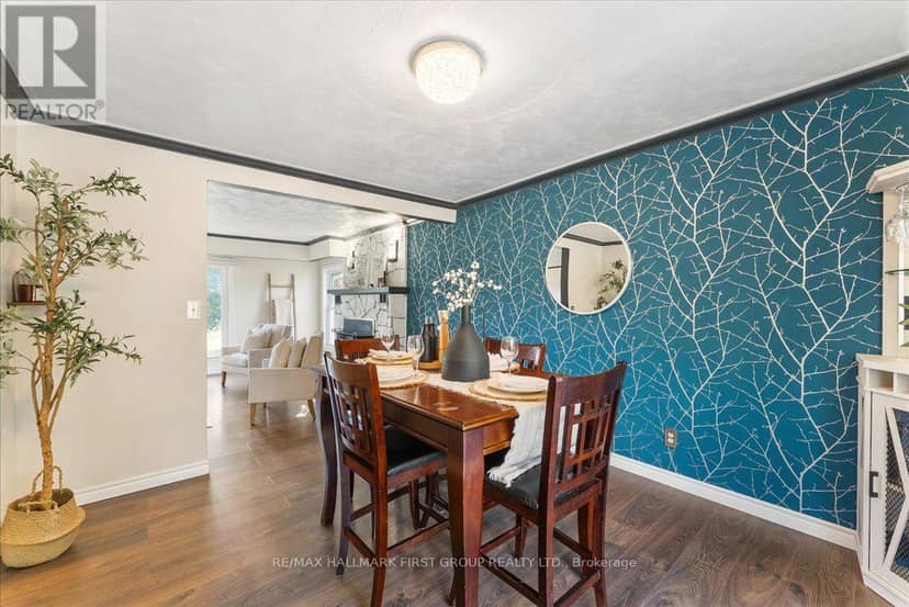 121 Nappadale Street — photo 11 of 40
