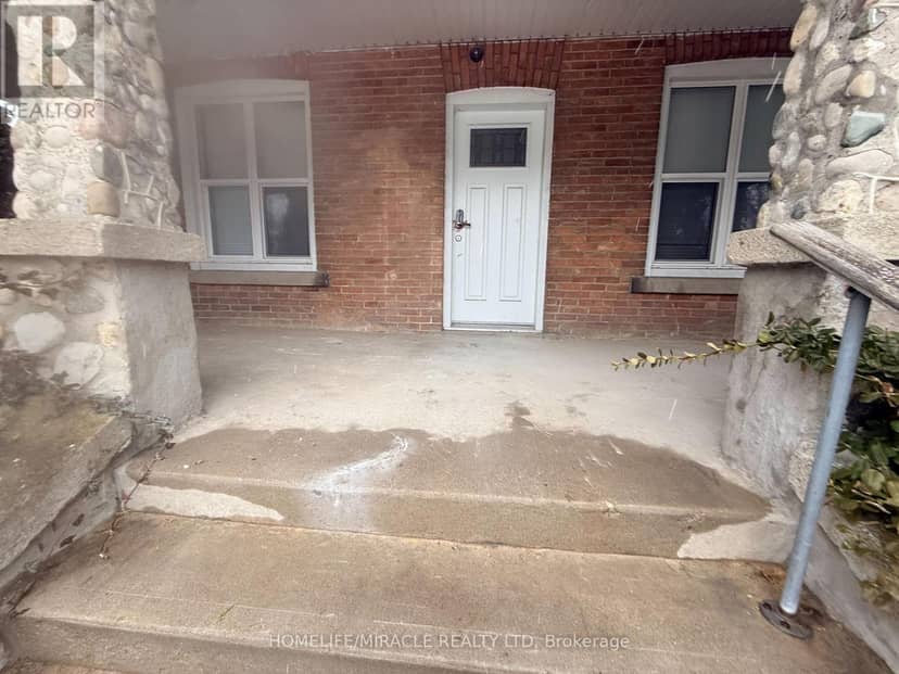 201 Grand Avenue, Chatham-Kent, photo 2