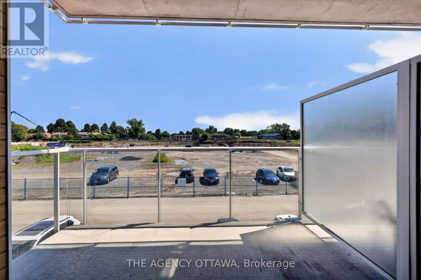 201 - 3085 Riverside Drive — photo 12 of 12