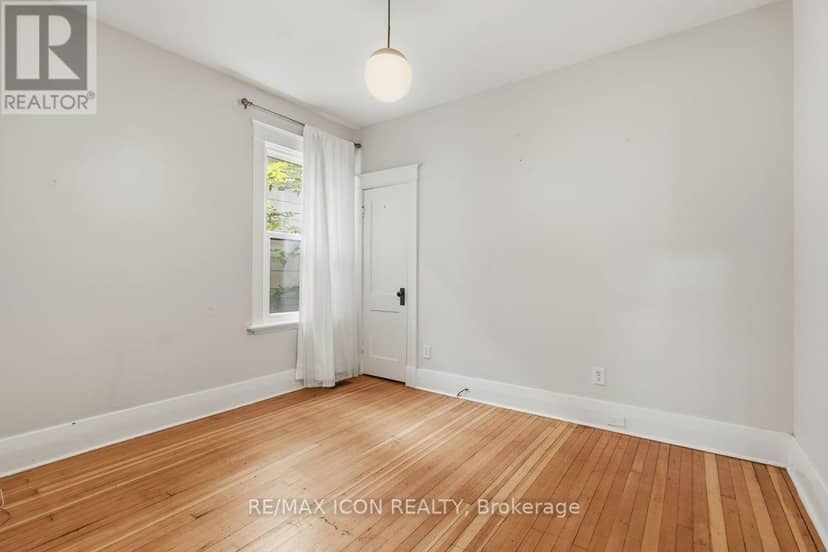 31 Mount Pleasant Avenue — photo 14 of 40