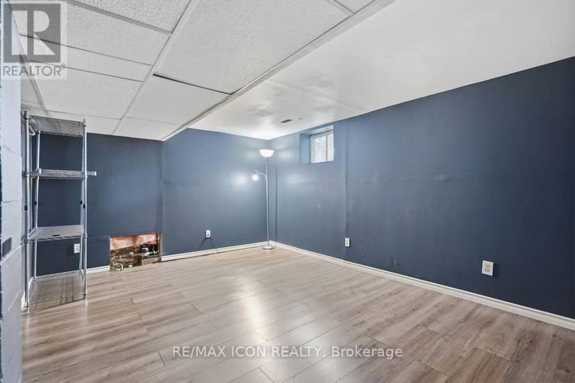 31 Mount Pleasant Avenue — photo 32 of 40