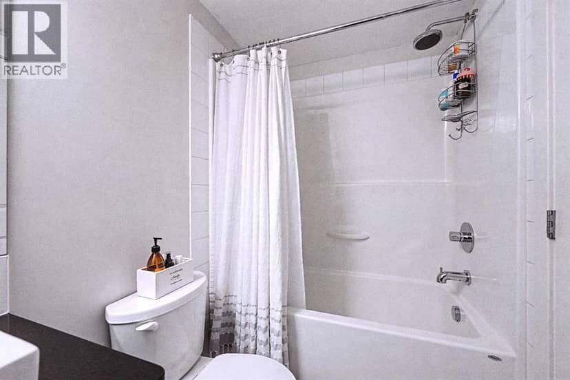4408, 155 Skyview Ranch Way NE — photo 19 of 27