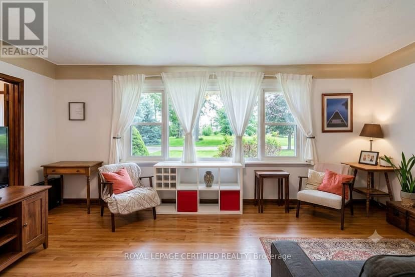 55 Garner Road — photo 9 of 36