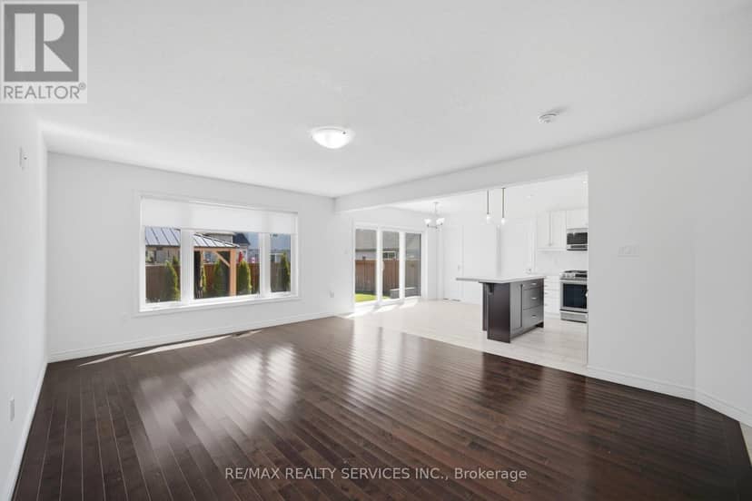 9 Monty Avenue — photo 12 of 40