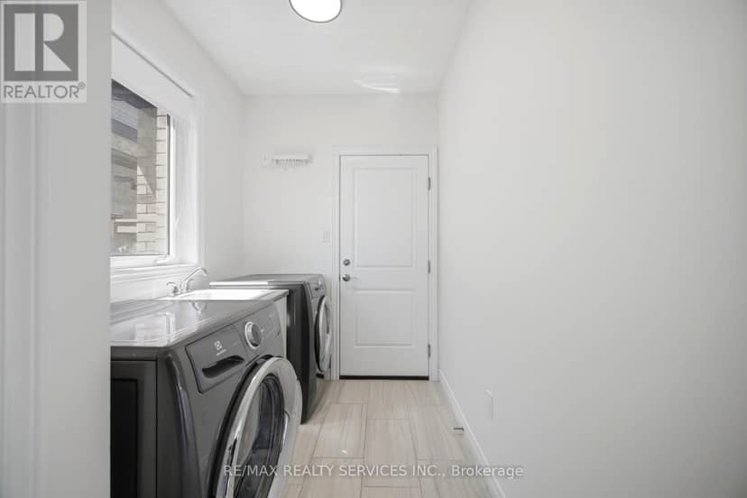 9 Monty Avenue — photo 25 of 40