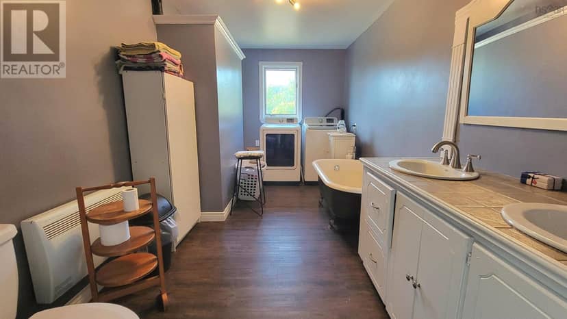 180 C Boudreau Rd — photo 12 of 29
