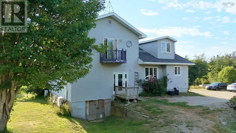 180 C Boudreau Rd — photo 4 of 29