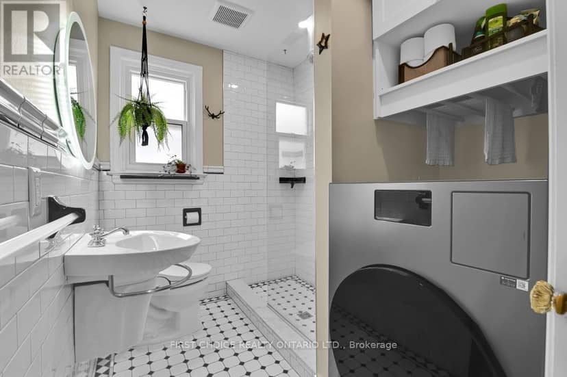 9 Huron Avenue — photo 13 of 35
