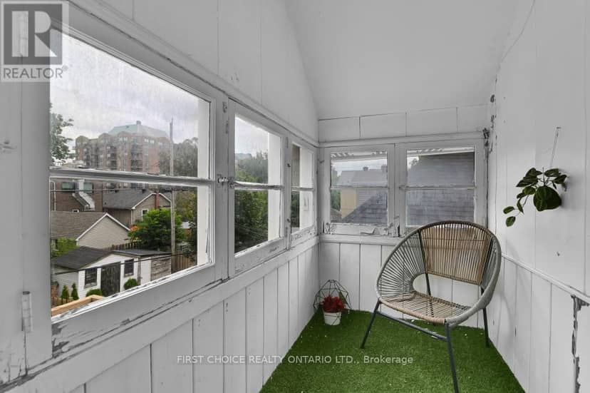 9 Huron Avenue — photo 19 of 35
