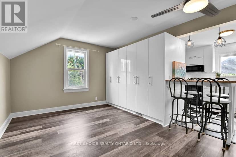 9 Huron Avenue — photo 21 of 35