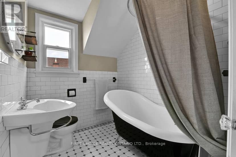 9 Huron Avenue — photo 23 of 35